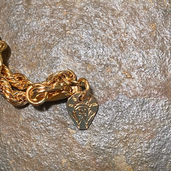 Hutton Wilkinson Jewelry Set. Necklace with matching clip on earrings NRFB - Picture 17 of 17